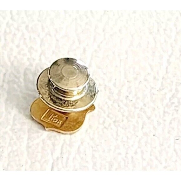 VINTAGE PHILLIPS 66 SERVICE PIN 1OK GOLD  1.06g 11mm - Picture 3 of 6